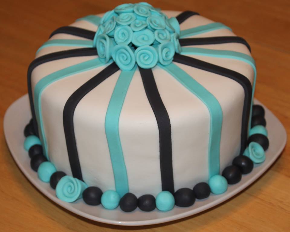 Elegant Fondant Cake (3lbs)