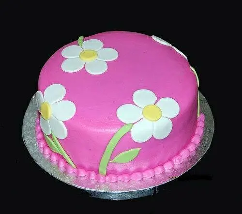 Pink_floral_Cake.webp