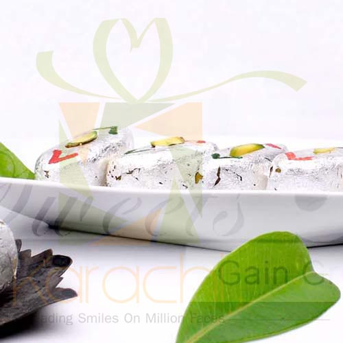Kaju With Pista Filling & Saffron 1Kg