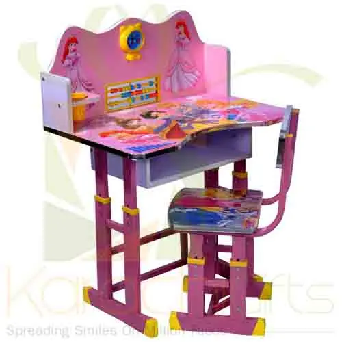 studytablegirl22.webp