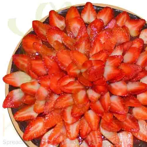 treslechechocstrawberrycakeam.webp