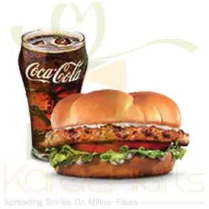 grilledchickensandwichhardees.webp