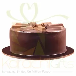 Kit Kat Cake Cake 2.5lbs-Kababjees