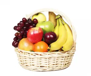 Mix Fruits In A Basket 5-6KG