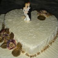 Heart Wedding Cake (8 lbs)