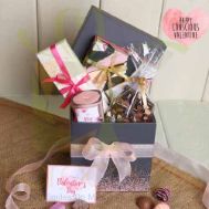 Glitter Hamper By Lals