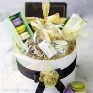 Signature Round Hamper By Lals