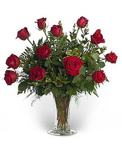 12 Red Roses in Vase